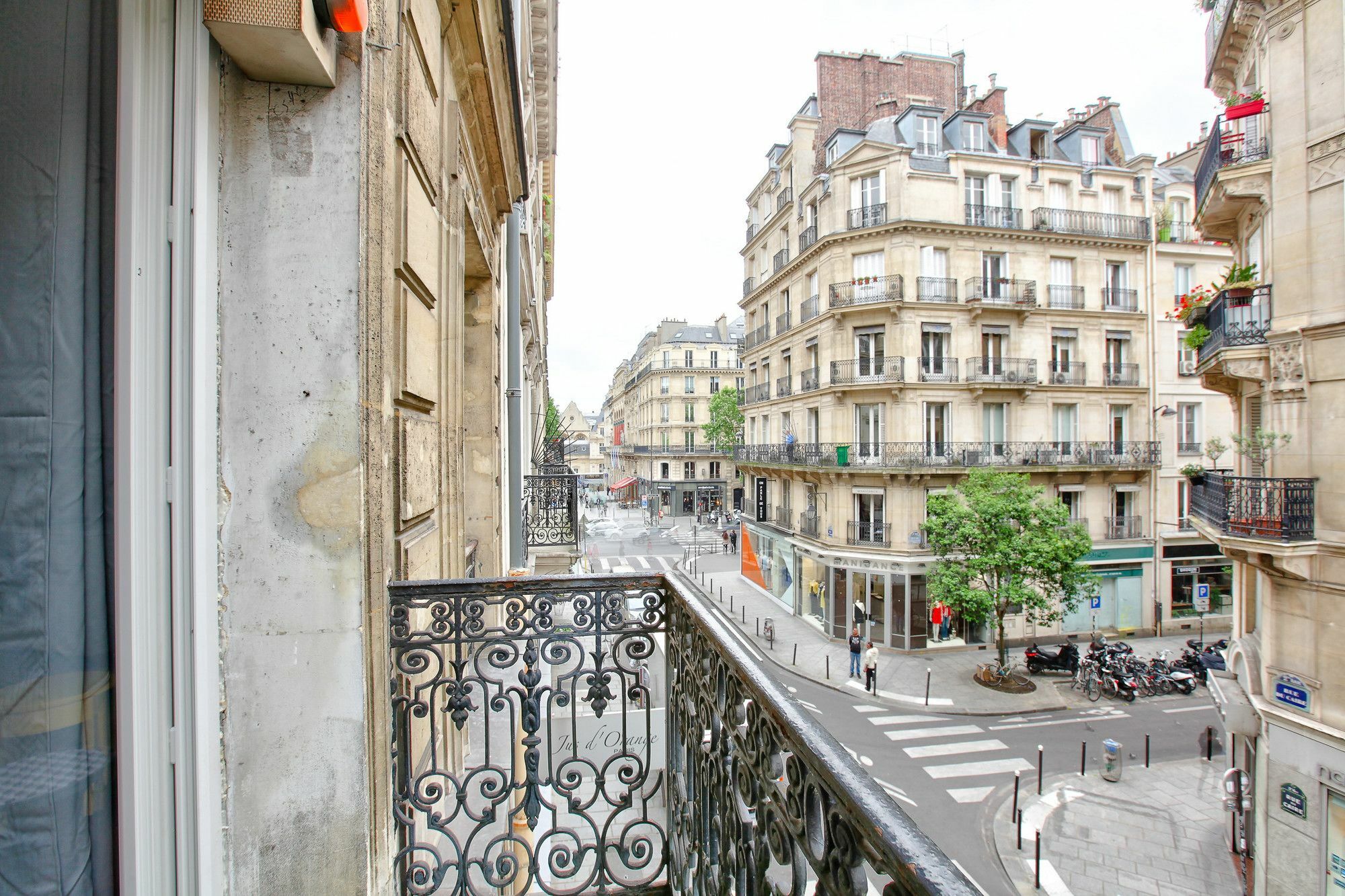 24 Luxury Parisian Home Montorgueil Bagian luar foto